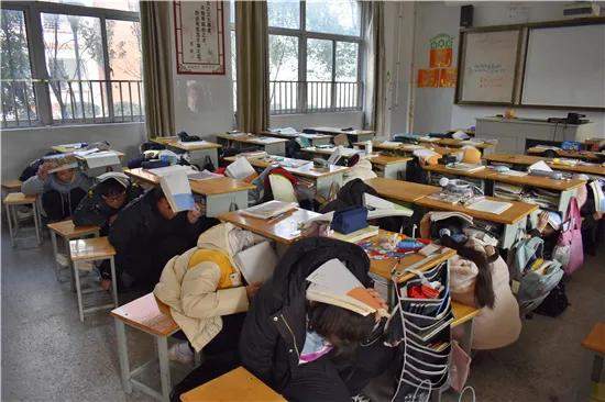 江蘇海安：年末歲底繃緊弦 校車、防震雙演練