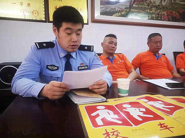 湖北：關(guān)注校車安全，鄂州大興校車一直在行動(dòng)