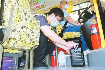 肥東縣：鄉(xiāng)村學(xué)校打造“移動(dòng)紅色課堂” 賡續(xù)紅色血脈