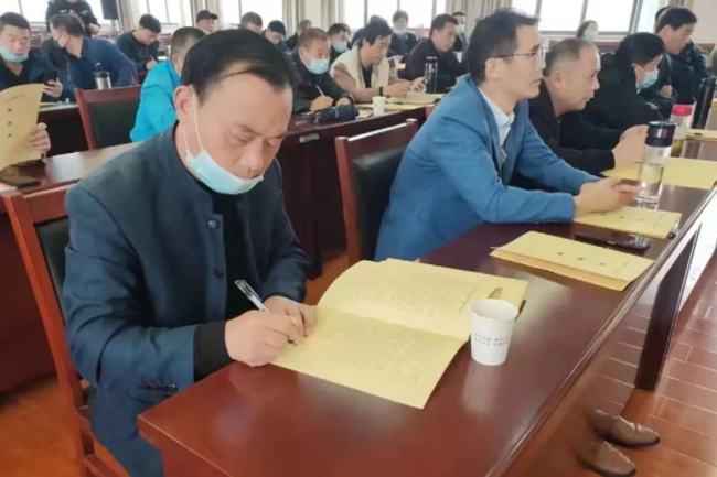 霍山縣召開2021年秋學(xué)期全縣校車駕駛員培訓(xùn)會(huì)