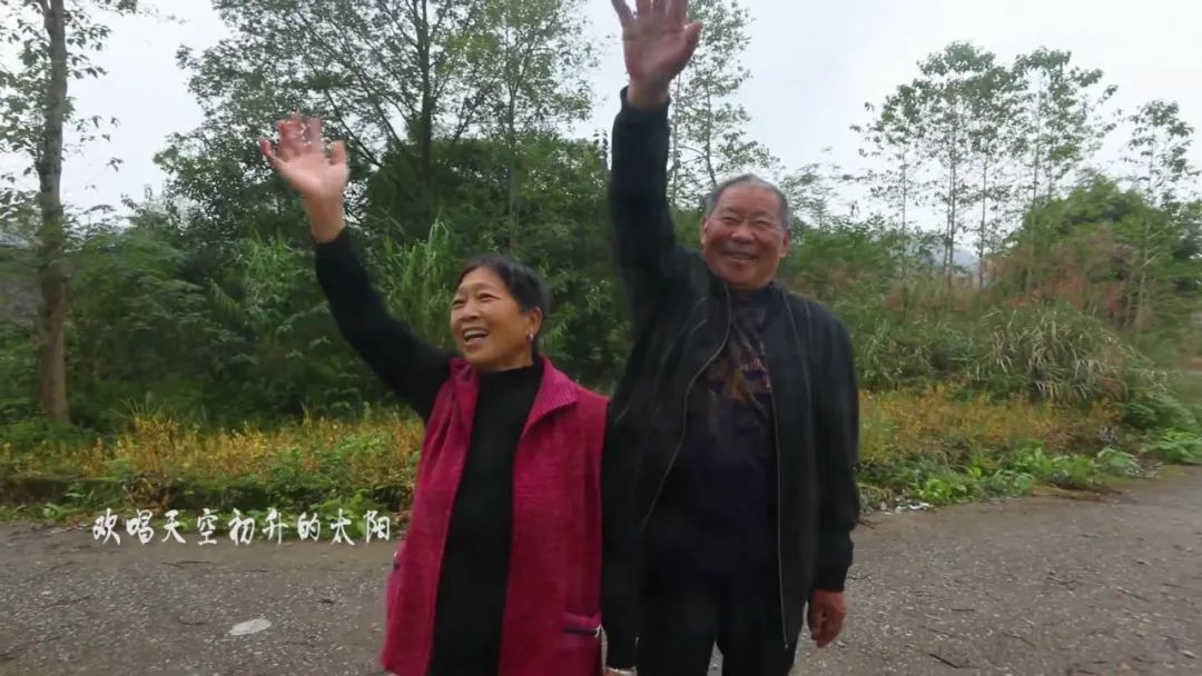 四川廣安引進(jìn)46輛校車“解決農(nóng)村幼兒入園乘車難”問題 四川廣安引進(jìn)46輛校車“解決農(nóng)村幼兒入園乘車難”問題