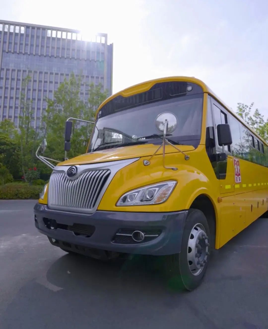 四川廣安引進(jìn)46輛校車“解決農(nóng)村幼兒入園乘車難”問題 四川廣安引進(jìn)46輛校車“解決農(nóng)村幼兒入園乘車難”問題