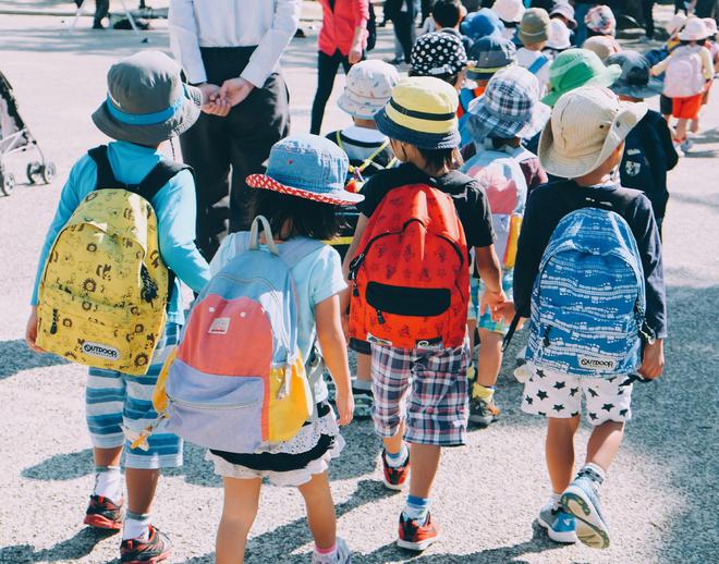 禽獸不如! 校車司機(jī)利用職務(wù)之便, 2年間猥褻多名女童! 禽獸不如! 校車司機(jī)利用職務(wù)之便, 2年間猥褻多名女童!