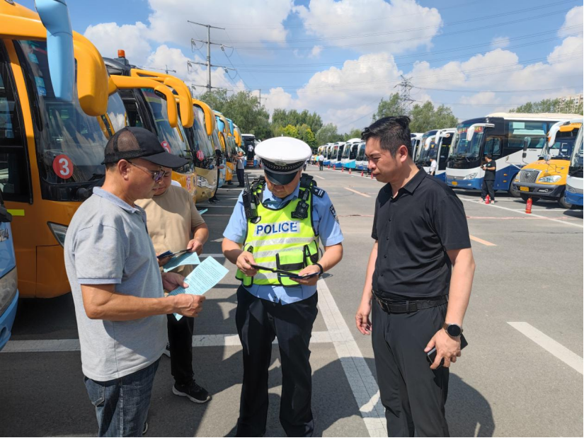 【平安校園】長(zhǎng)春經(jīng)開區(qū)教育系統(tǒng)開展2023年秋季開學(xué)前校車安全檢查工作 圖片