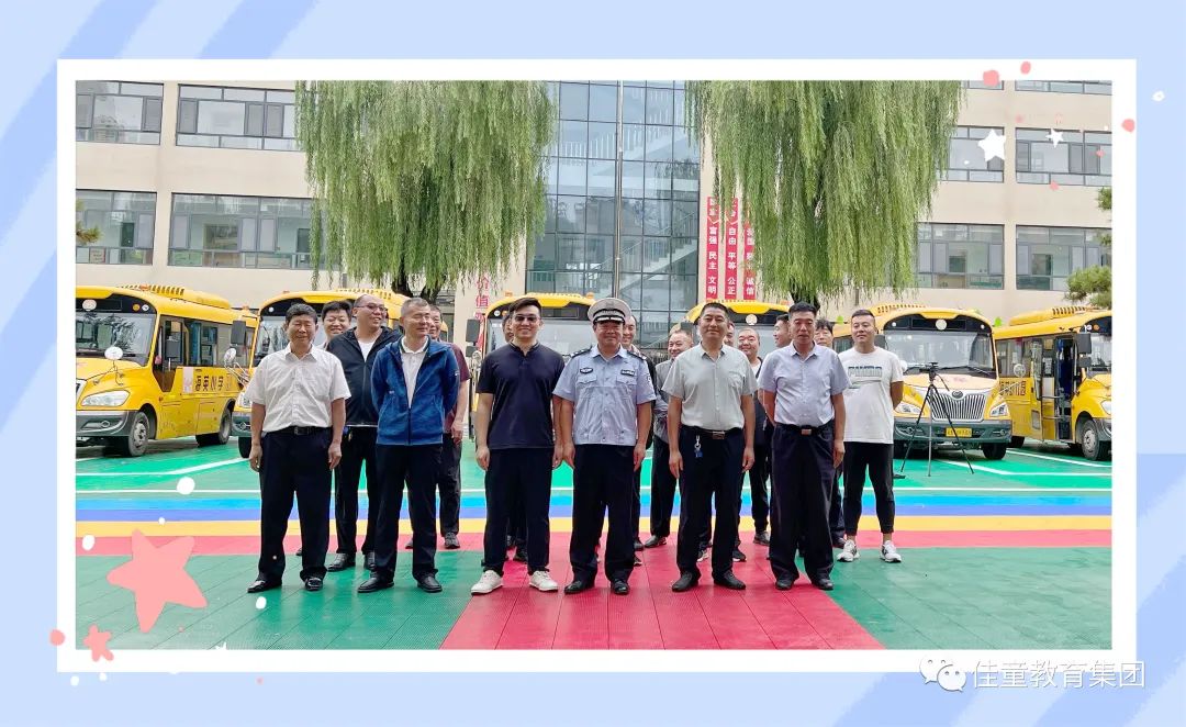 【護航上學路】藁城交警大隊聯(lián)合藁城區(qū)教育局為校車全面“體檢” 圖片