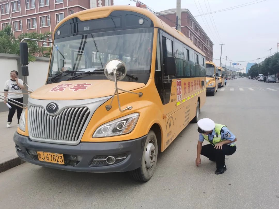 護航開學季 | 校車安全大檢查 為新學期保駕護航 圖片