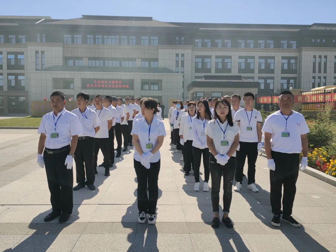 多方協(xié)同聯(lián)動(dòng) 守護(hù)校車安全——長春新區(qū)開展教育系統(tǒng)校車安全主題活動(dòng) 多方協(xié)同聯(lián)動(dòng) 守護(hù)校車安全——長春新區(qū)開展教育系統(tǒng)校車安全主題活動(dòng)