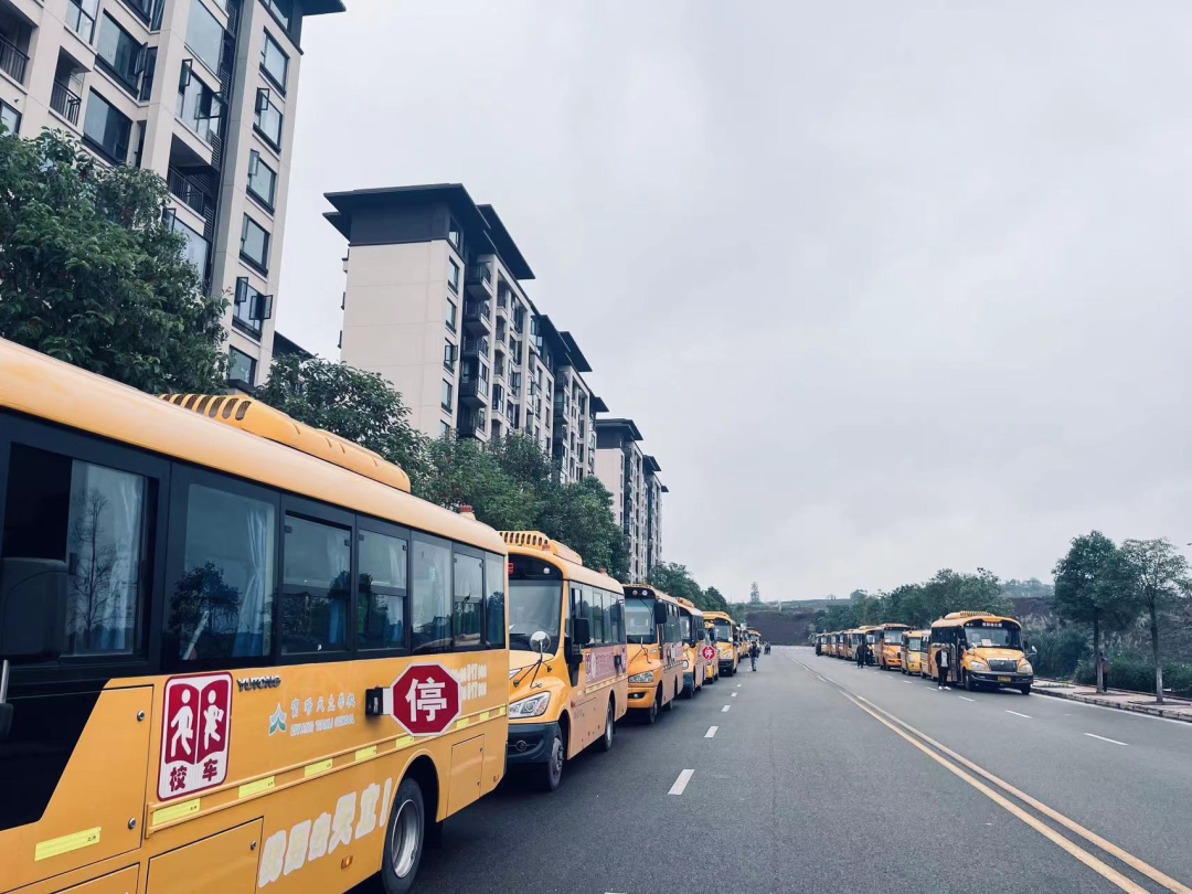 校車安全檢查｜勤檢查、筑防線、保安全