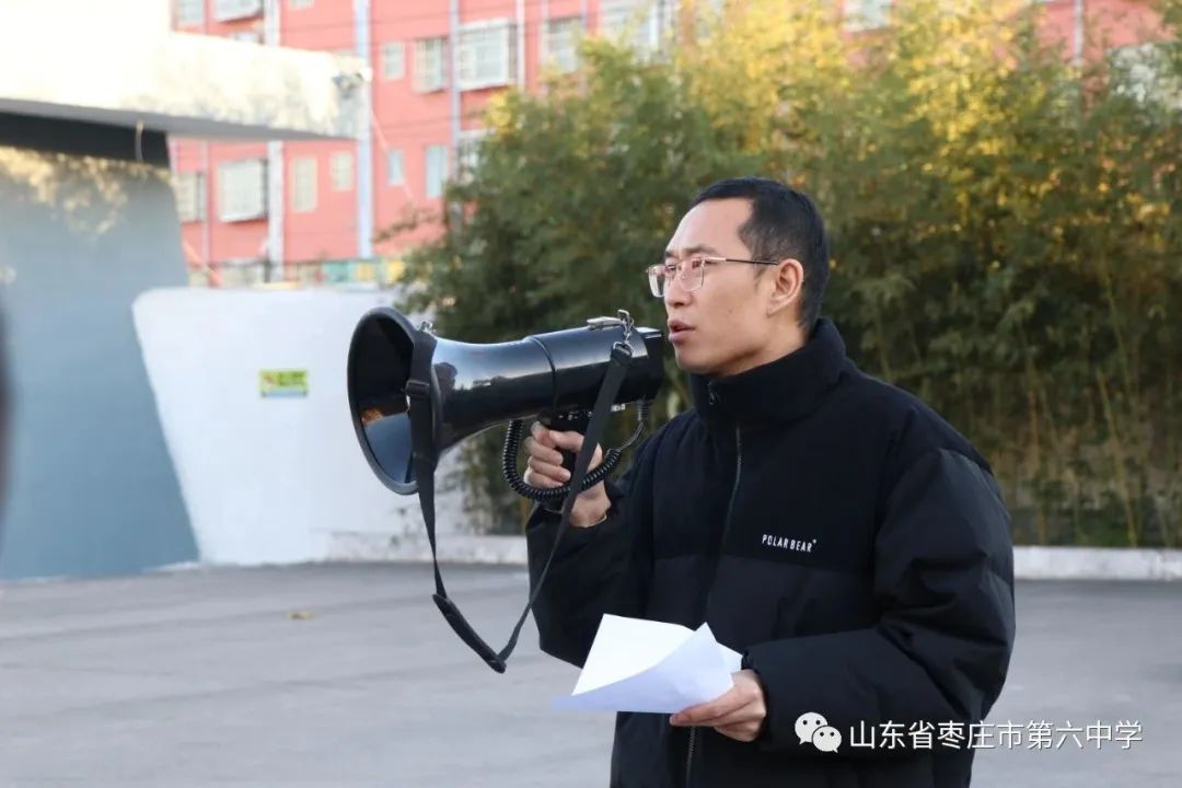 【全環(huán)境立德樹人】山東省棗莊市第六中學(xué)校車安全應(yīng)急演練活動(dòng)圓滿完成 圖片