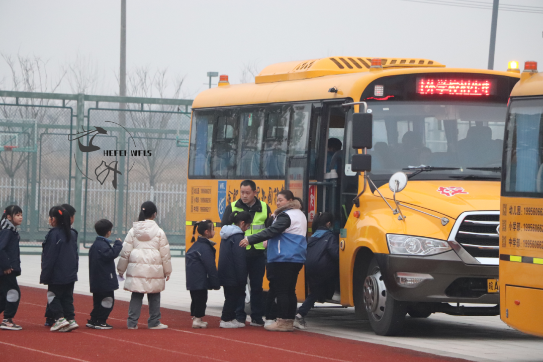 校車演習(xí)丨安全伴我行/ 圖片