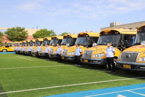 長安區(qū)舉辦2024年校車安全應急演練活動/ 長安區(qū)舉辦2024年校車安全應急演練活動