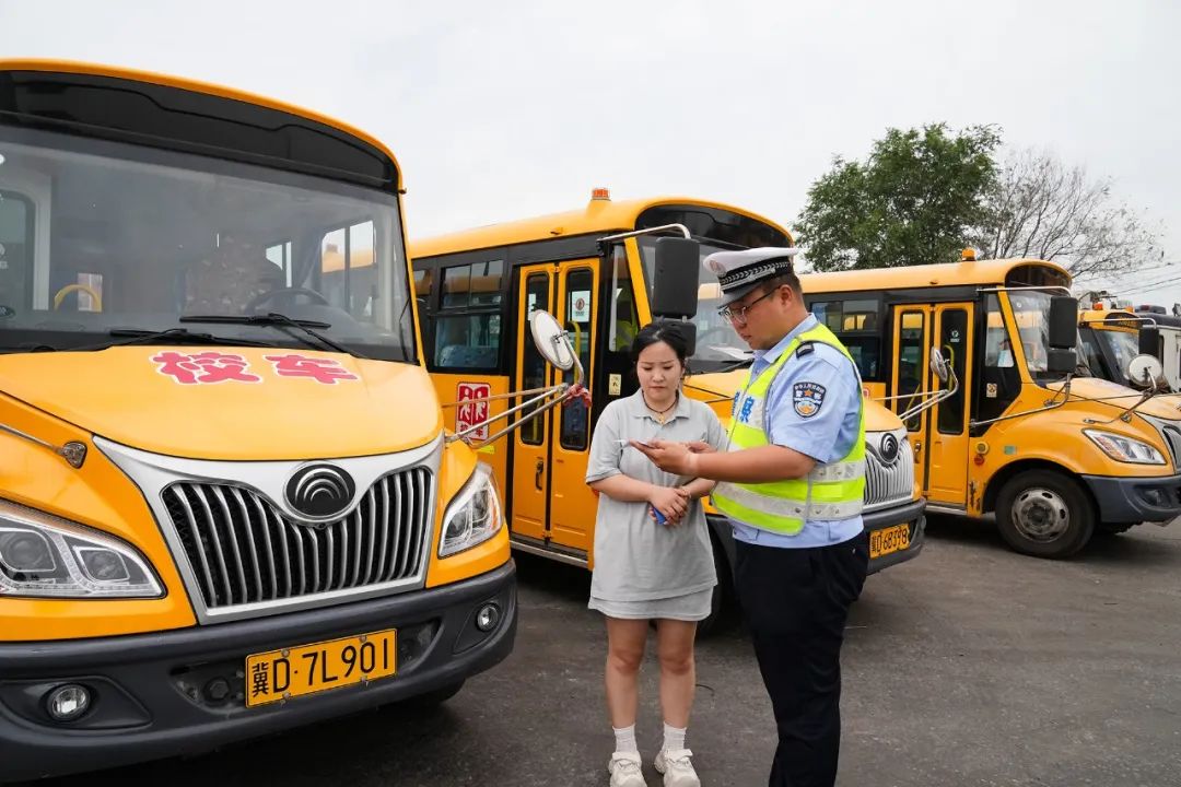 邯鄲冀南新區(qū) | 開展校車安全專項(xiàng)檢查 筑牢學(xué)生出行安全防線