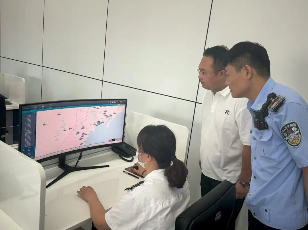 警企聯(lián)合，護航學子平安出行