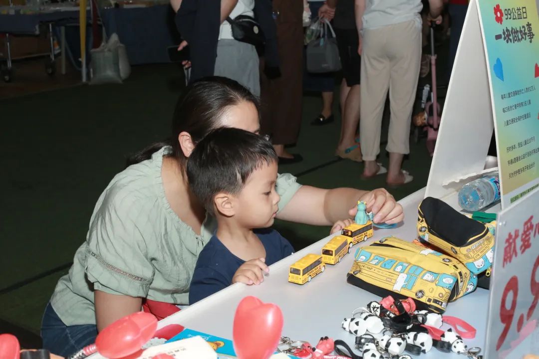 影響600+萬人，99公益日宇通用愛心守護孩子平安路途！