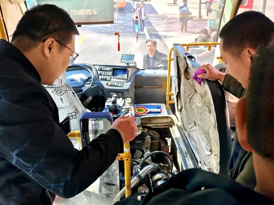 “體檢+練兵”雙管齊下丨淄川區(qū)開啟校車“全天候守護”模式 “體檢+練兵”雙管齊下丨淄川區(qū)開啟校車“全天候守護”模式