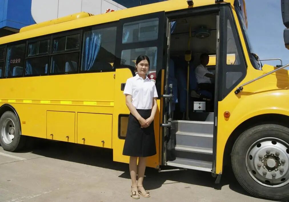 為奔跑護(hù)航，為安全加油！翔飛校車全程守護(hù)臨馬！