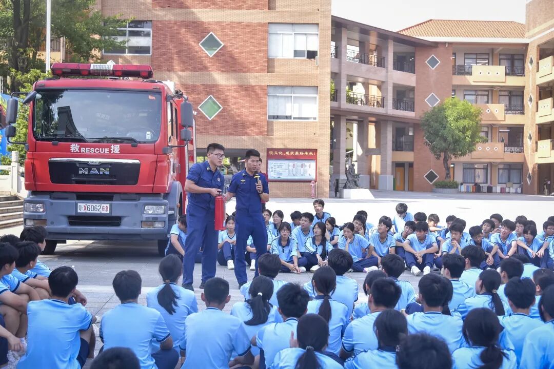 平安校園 | “駛”于安全， “乘”載希望