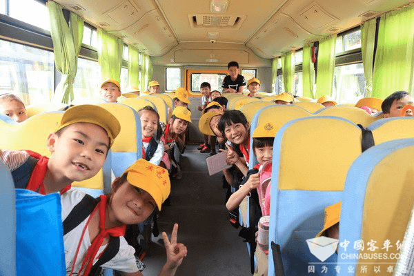 2018安全校車上佳選擇，你更鐘意哪一家?