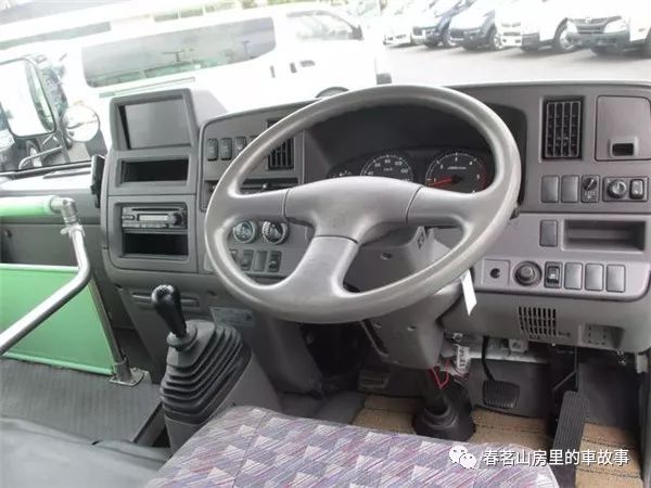 日本的幼兒園校車是什么樣的？