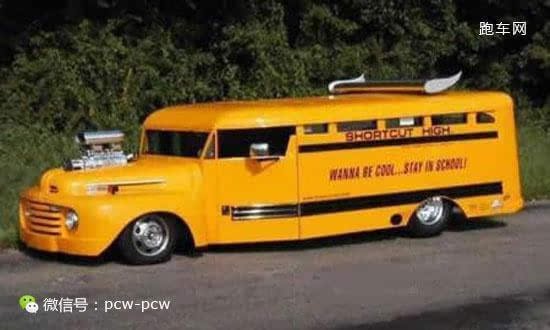 暴強(qiáng)！世界各地“超?！钡男＼?，最后一輛弱爆了