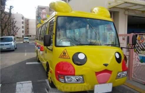 各國(guó)校車大PK   孩子安全是民族的未來