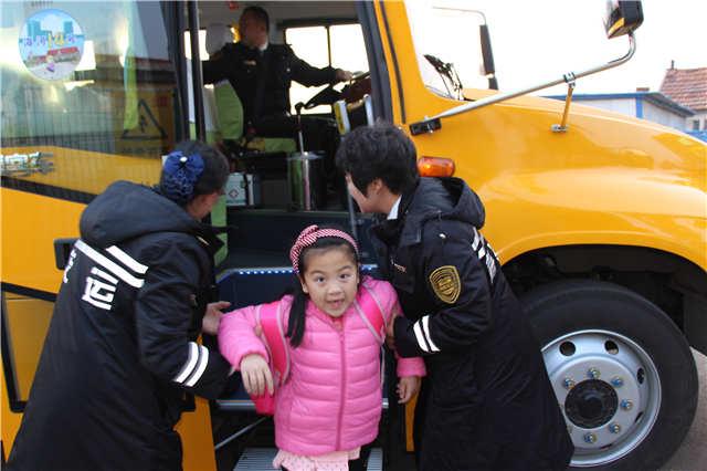 好消息！“大鼻子”校車在青島城陽(yáng)再添新線路