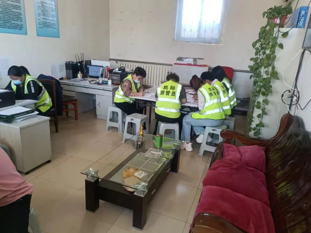 以演筑防，安全“童”行丨凱際校車開啟消防交通預(yù)案應(yīng)急演練