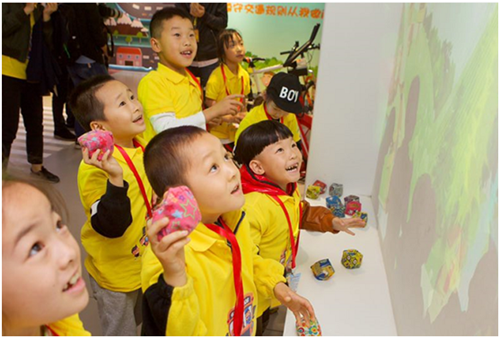 為安全再上一道“思想險(xiǎn)”，宇通打造行業(yè)首個(gè)交通安全教育館