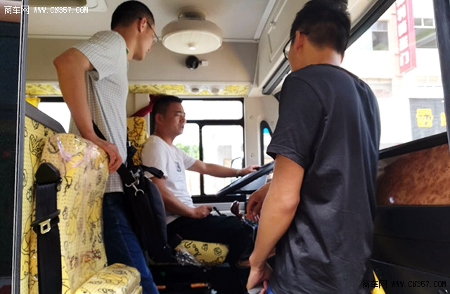 肩負愛與責任，相伴快樂成長——安凱校車公益行在路上