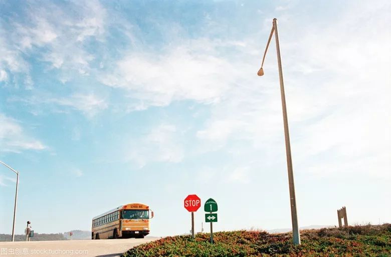 美國校車故事-究竟是誰高“車”一等? 美國校車故事-究竟是誰高“車”一等?