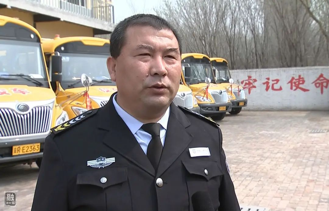 【復(fù)課開(kāi)學(xué)準(zhǔn)備】固安宇通校車(chē)運(yùn)營(yíng)服務(wù)有限公司: 我們整裝待發(fā) 隨時(shí)為學(xué)校復(fù)課準(zhǔn)備著 【復(fù)課開(kāi)學(xué)準(zhǔn)備】固安宇通校車(chē)運(yùn)營(yíng)服務(wù)有限公司: 我們整裝待發(fā) 隨時(shí)為學(xué)校復(fù)課準(zhǔn)備著