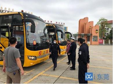 助力復(fù)課復(fù)學(xué)！全市交警部門開展校園交通安全大檢查