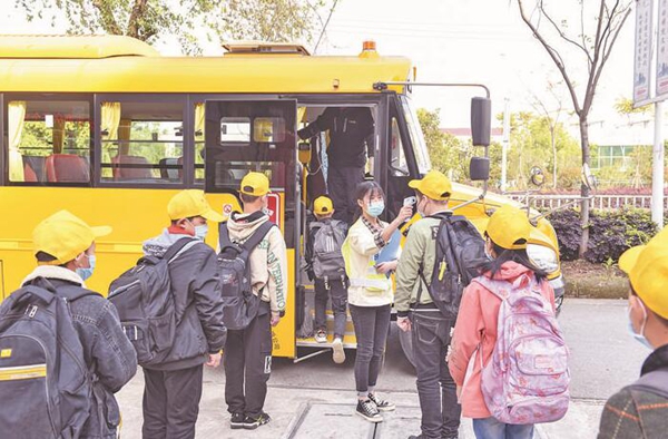 不一樣的開學季，更安心的上學路！長鼻子校車為學生安全復學加碼~