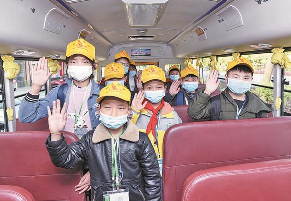 不一樣的開學季，更安心的上學路！長鼻子校車為學生安全復學加碼~