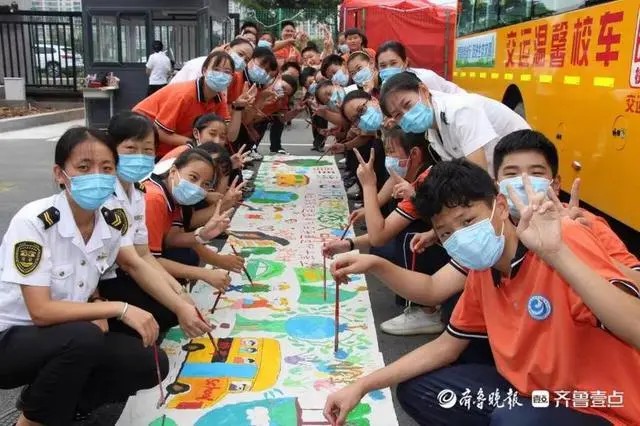 溫馨校車亮十年成績(jī)單：累計(jì)發(fā)送1210萬(wàn)車次、2.7億人次