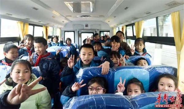 沅陵縣:涼水井片區(qū)專用校車服務正式啟動 沅陵縣:涼水井片區(qū)專用校車服務正式啟動