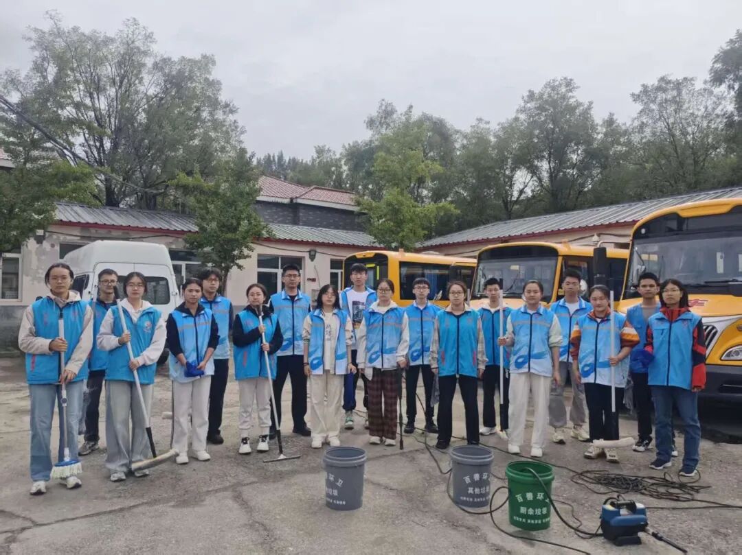 【改革提質(zhì)年】百善鎮(zhèn)上東廓村：志愿服務煥新校車，文明實踐溫暖民心