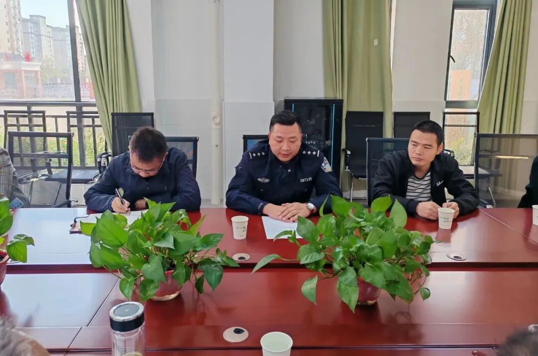 【玉桂校區(qū)】平安護航，筑牢安全防線！校車安全工作會暨駕駛員、照管員順利召開