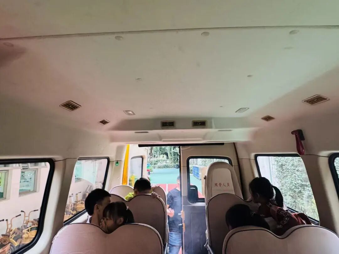 【校園快訊】安全常識我知道——校車疏散演練