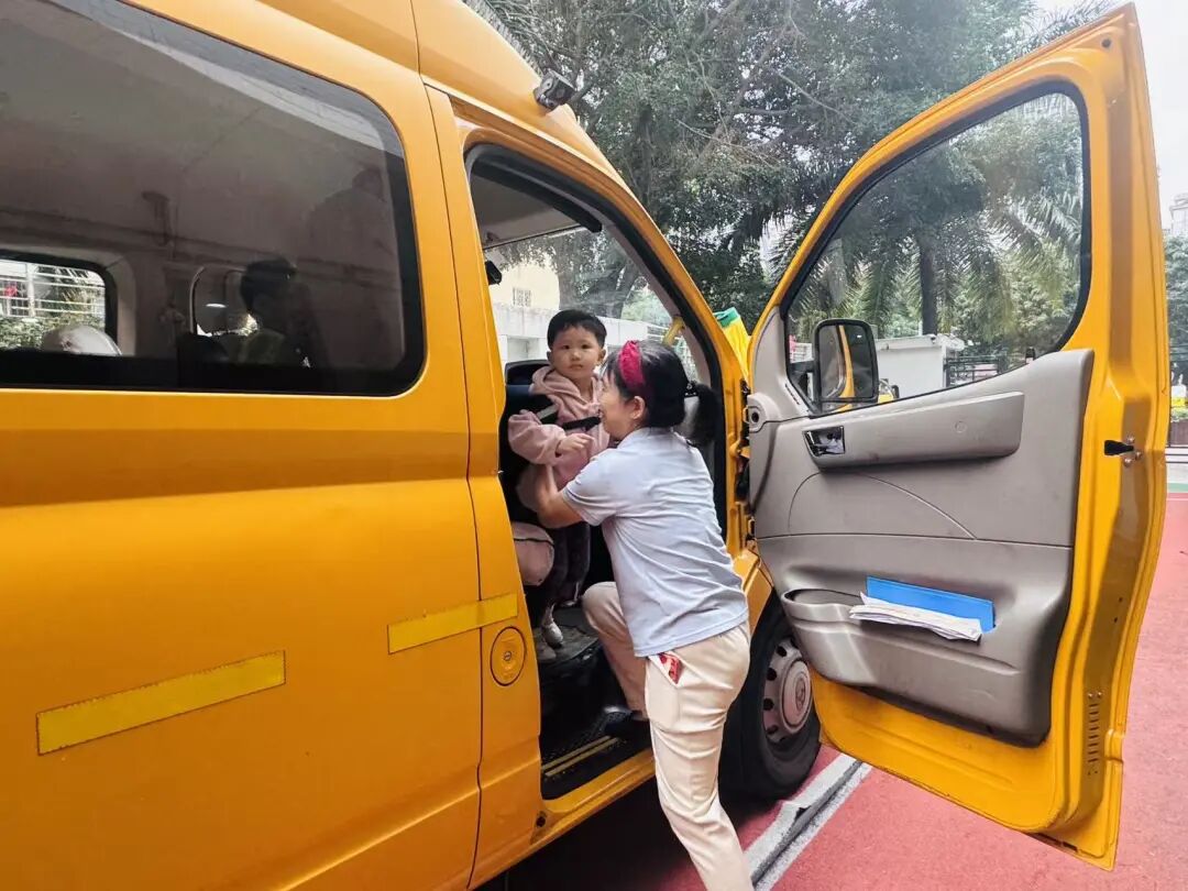 【校園快訊】安全常識我知道——校車疏散演練