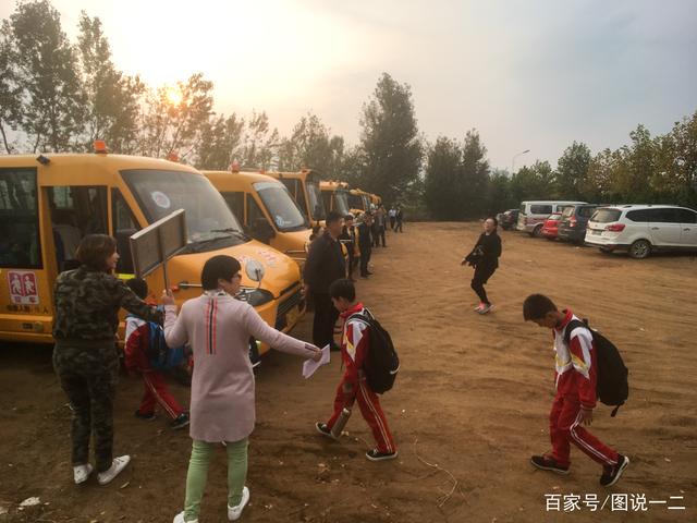 日照東港區(qū)整合校車資源 校車“私有”變“公有” 日照東港區(qū)整合校車資源 校車“私有”變“公有”