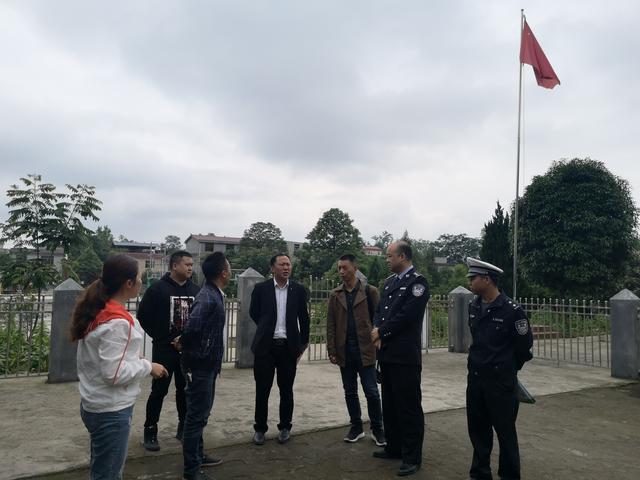 思南縣部門聯(lián)動開展校車運營專項整治行動