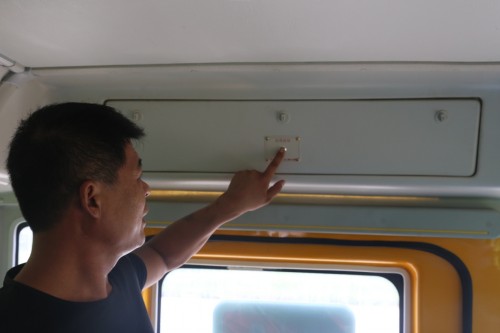 海格客車與閻良合力打造校車運營典范/ \