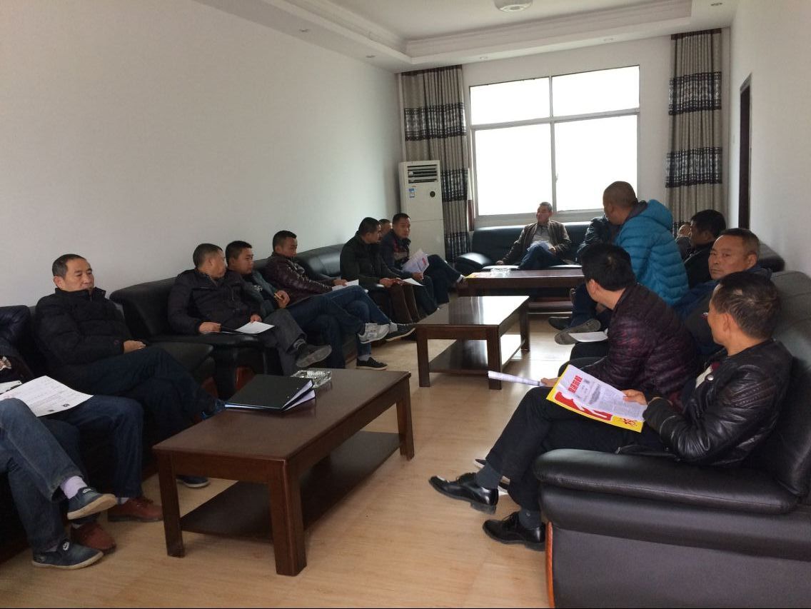 湖南金羅鎮(zhèn)召開校車安全例行培訓(xùn)會議/ 湖南金羅鎮(zhèn)召開校車安全例行培訓(xùn)會議